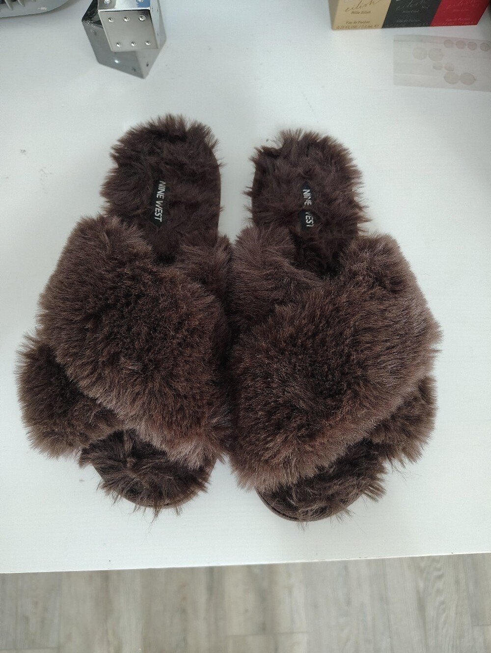 Nine West Cozy Comfort Slipper Sandals, Size Large 9/10 Dark Brown Faux Fur